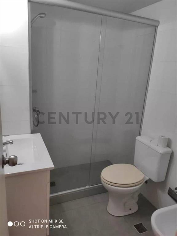 Apartamento 2 dormitorios con cochera privada en Aguada