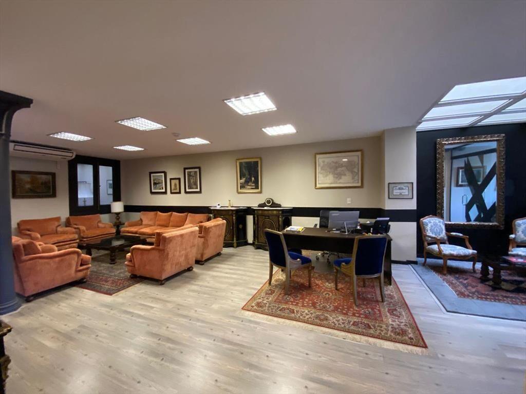Sarandi y Bartolome Mitre, 170 m2, reciclada, lujosa, pront