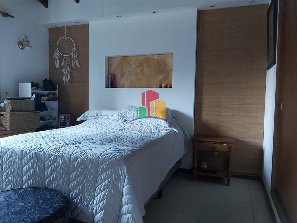 Hermosa casa en venta en Beverly Hills de 5 con y