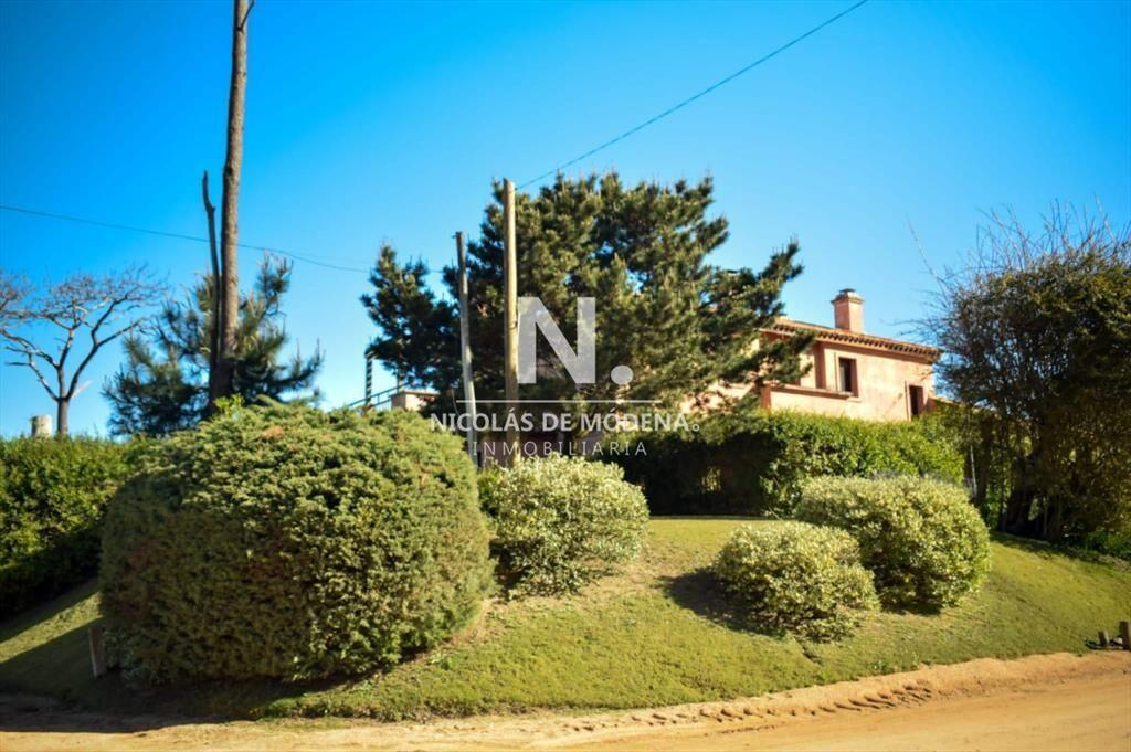 Casa en Montoya de 5 dormitorios