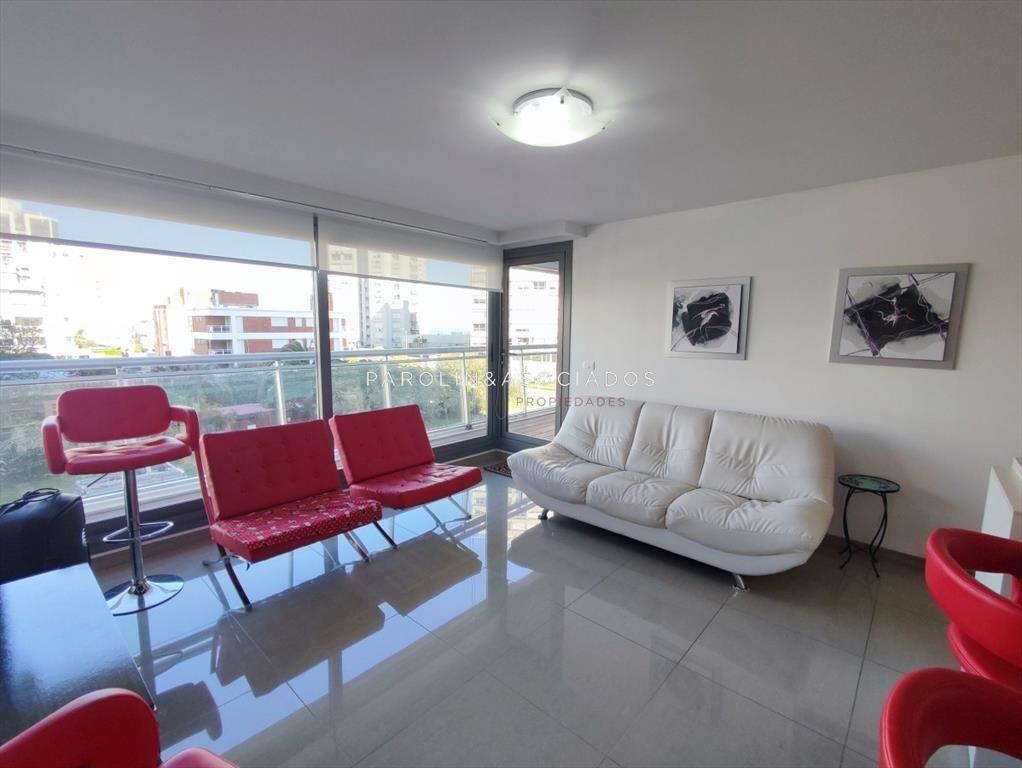 Apartamento en venta, disfrutable todo el año.