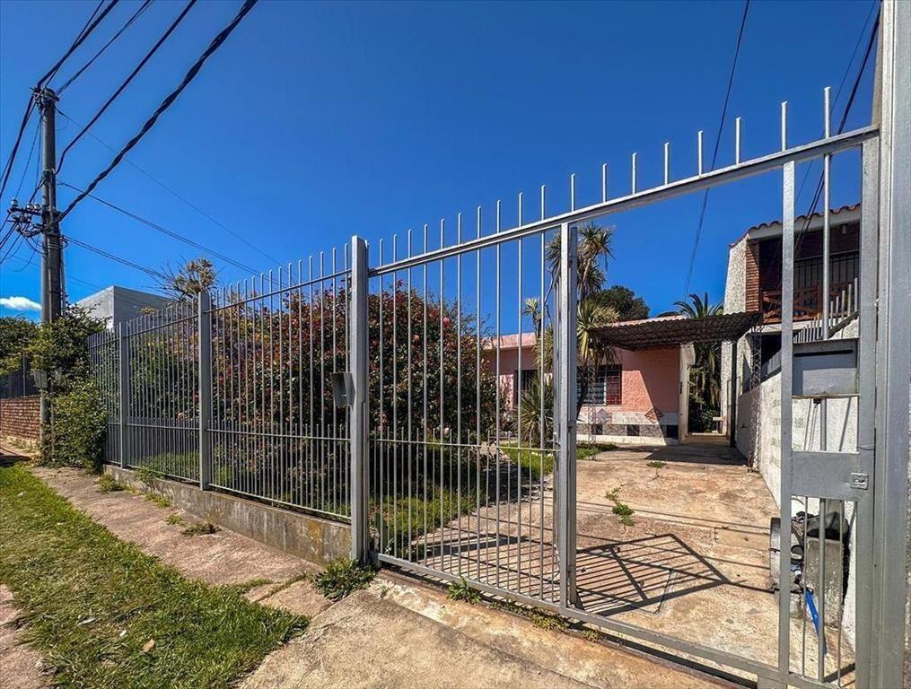 Venta de casa 3 dormitorios, 2 baños, estac. Padrón Único