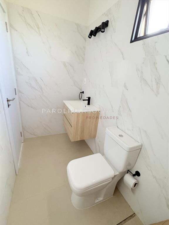 Apartamento de 2 dormitorios en venta, Aidy Punta