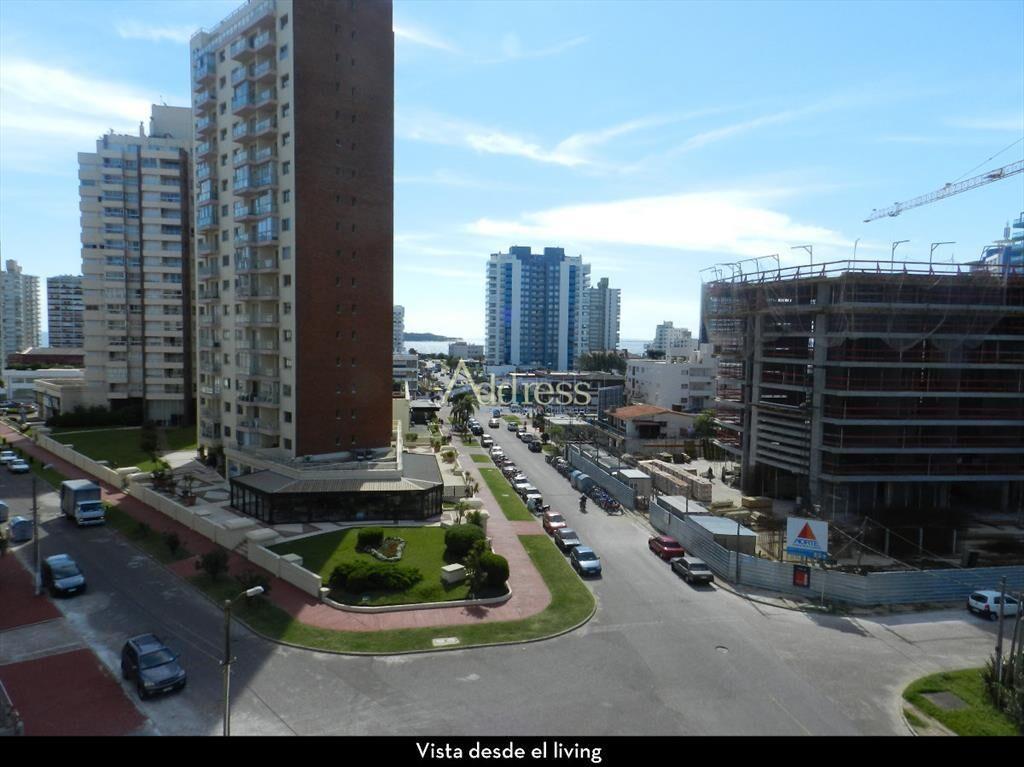 PARADA 2 DE PLAYA BRAVA