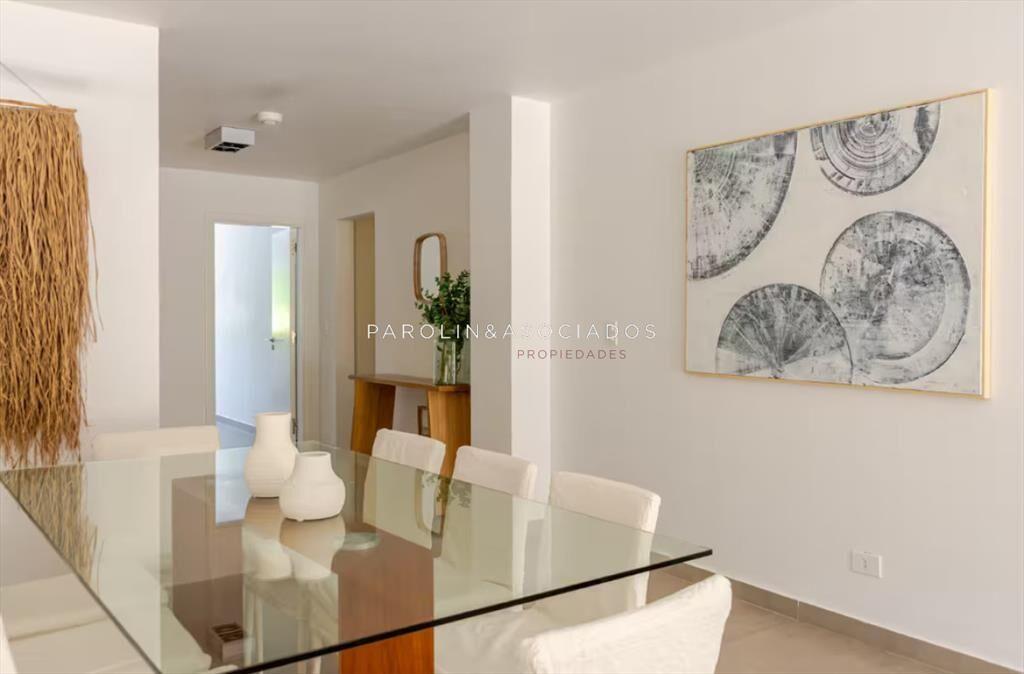 Departamento en Venta de 3 Dormitorios en Rincon