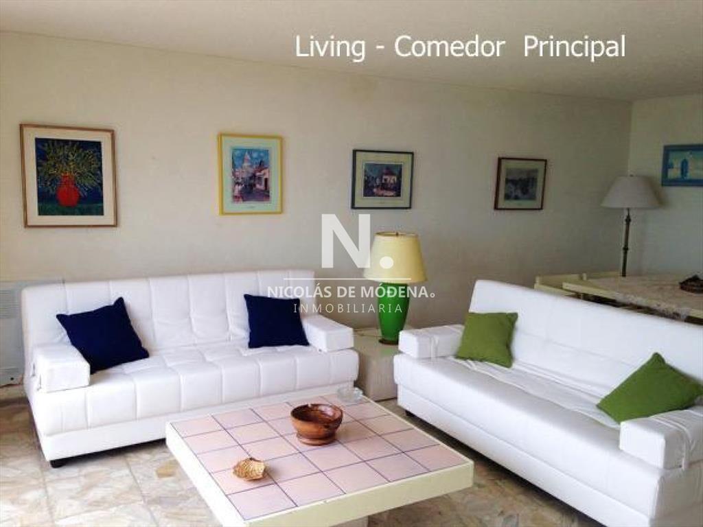Hermoso Departamento en venta frente a Playa Mansa, vista p
