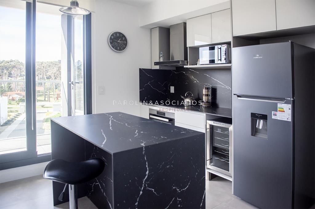 Apartamento en venta frente al mar con vista a la