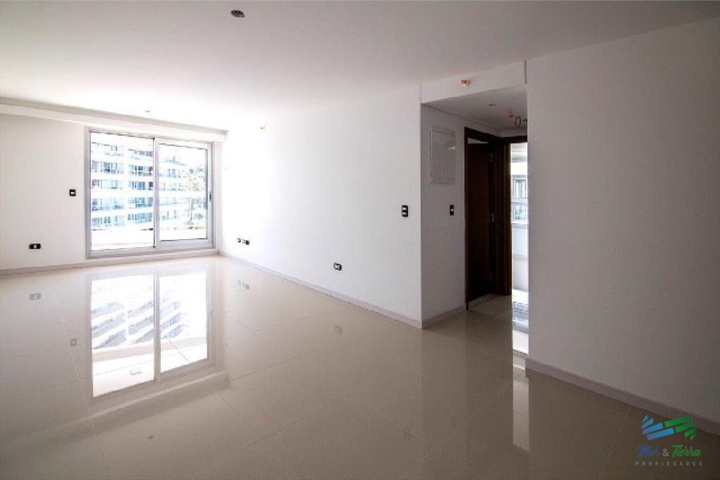 Apartamento en Brava, 1 dormitorios *