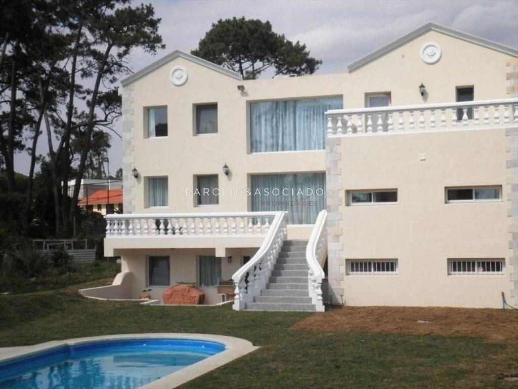 Casa en venta de 4 dormitorios en Mansa, Punta