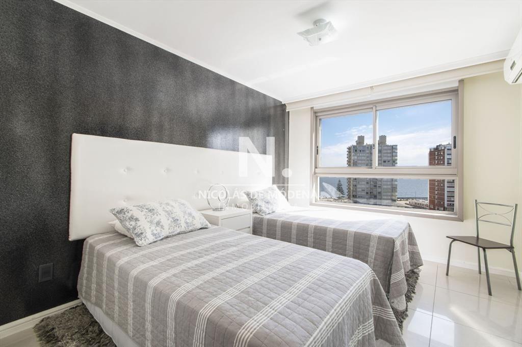 Imperiale Apartamento Punta del Este Tres Dormitorios en Su