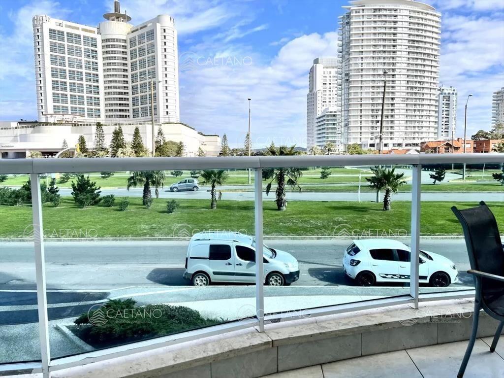 Venta apartamento 2 dormitorios playa mansa Punta