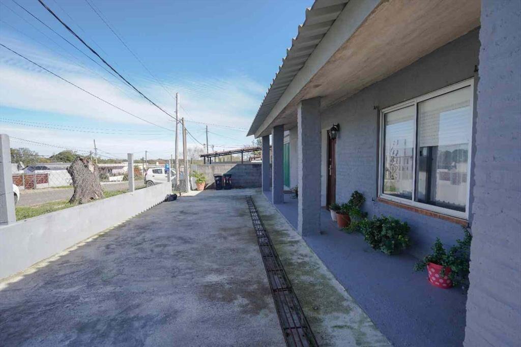 Venta casa 5 dorm apto terreno Empalme Olmos