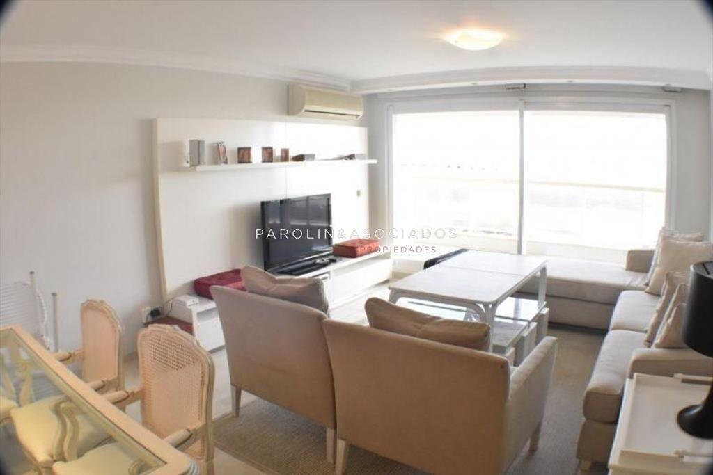 Apartamento de 3 dormitorios en Le Jardin, Punta