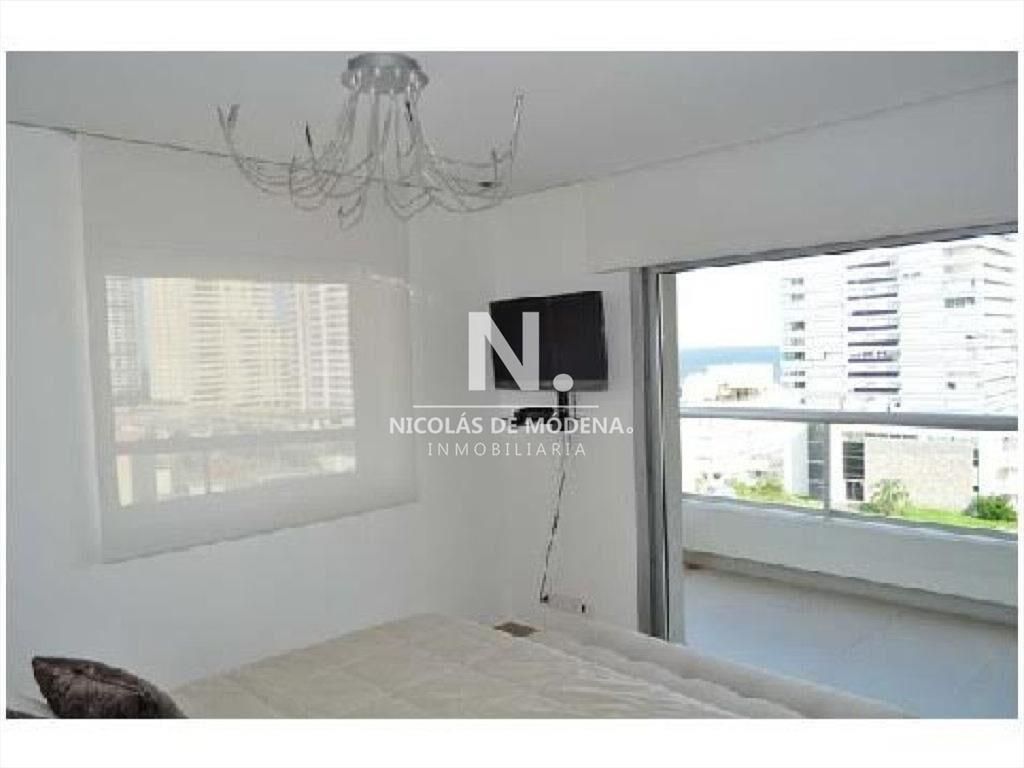 Venta Apartamento de 3 dormitorios en Playa Punta