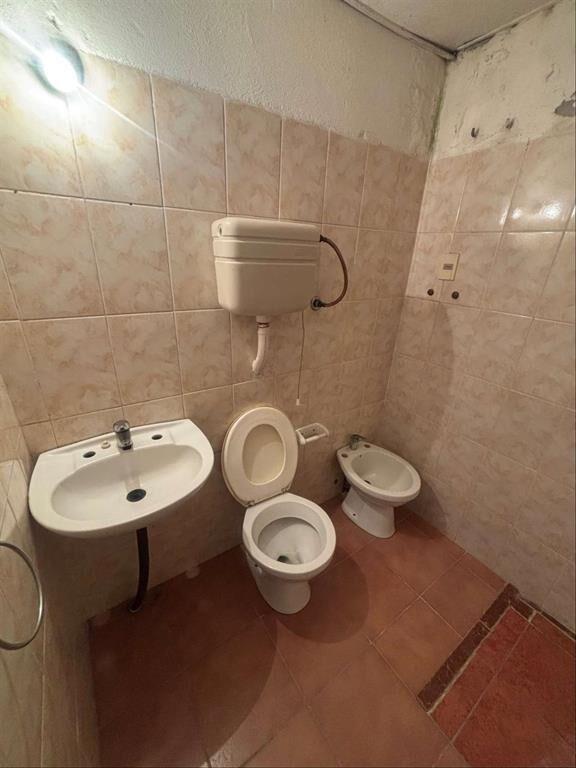 Casa en Venta. Unidad de PH. al frente.
