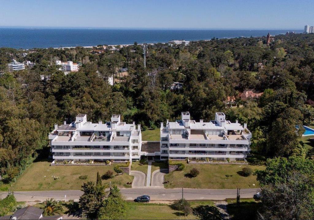 En venta apartamento 3 dormitorios Punta del Este Rincón de