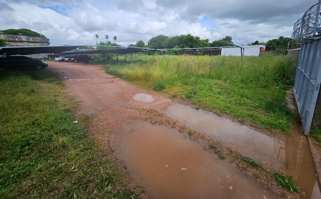 Venta de Terreno, próximo al  Hipódromo de Maroñas: 2359 m2