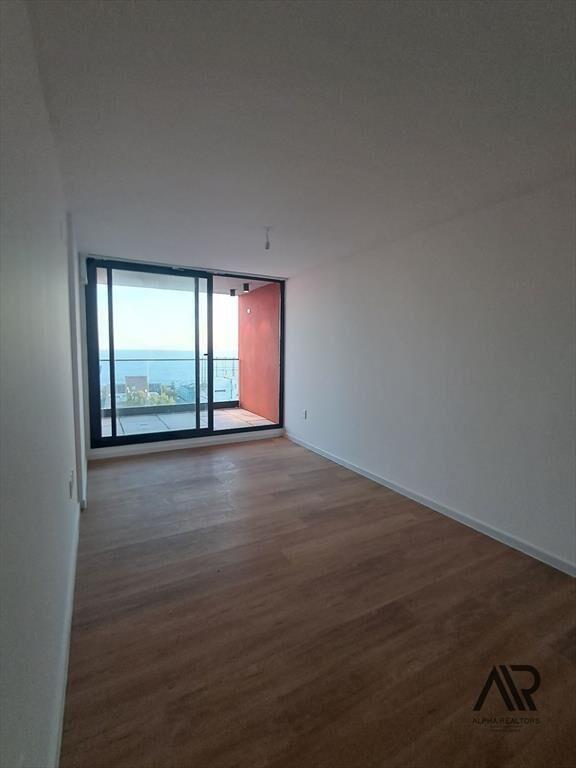 Apartamento en Venta 2 dorm. Cochera en Centro Sur. Balc...