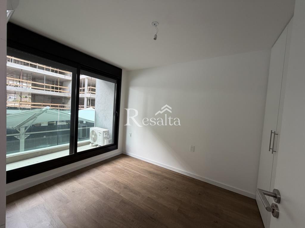 VENTA 1 DORMITORIO CON COCHERA PARQUE MIRAMAR