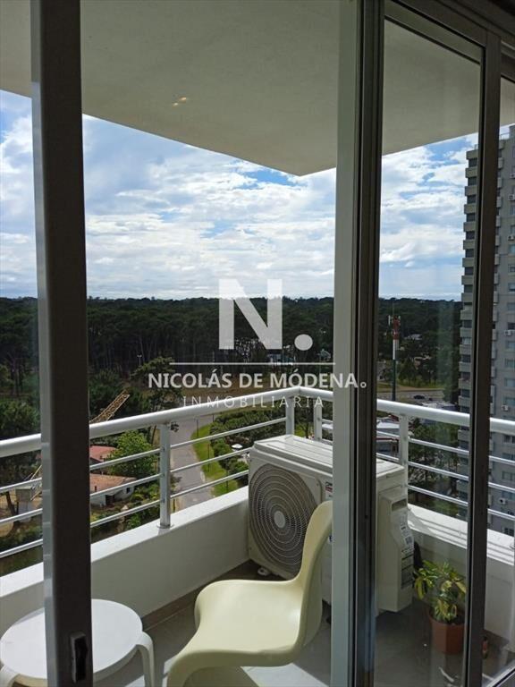 Apartamento en Alquiler de 2 dormitorio en , del