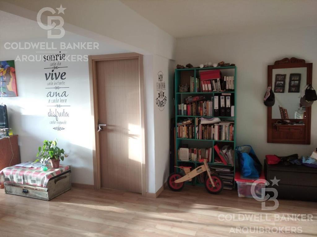 Apartamento de 2 dormitorios en venta con renta en La Blanq