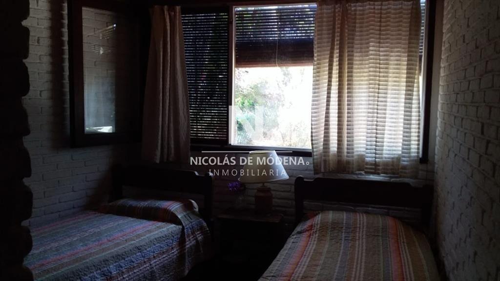 Casa en venta, a pocos metros del mar