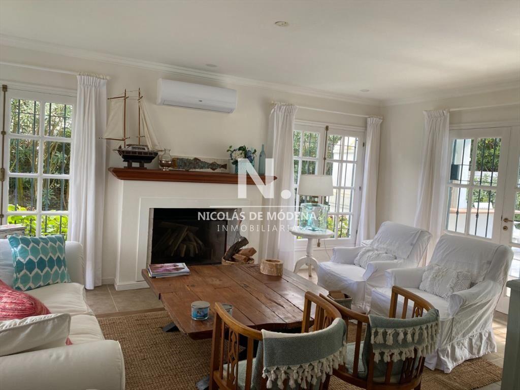 En venta casa en Montoya de 3 dormitorios con a y