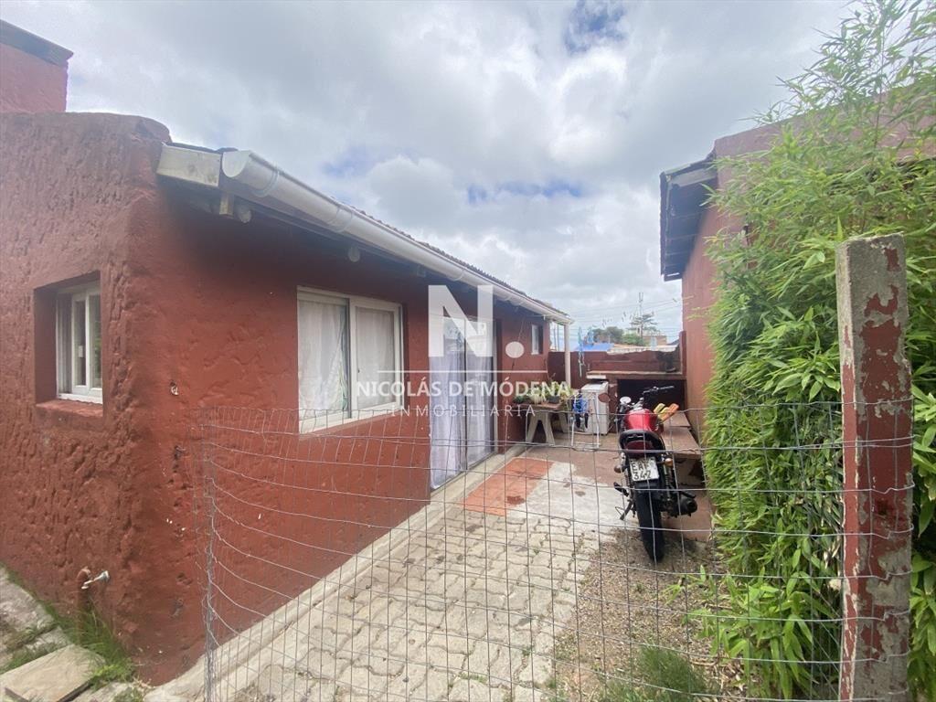 CASA EN VENTA EN PLAYA MANSA, PARADA 25, PUNTA