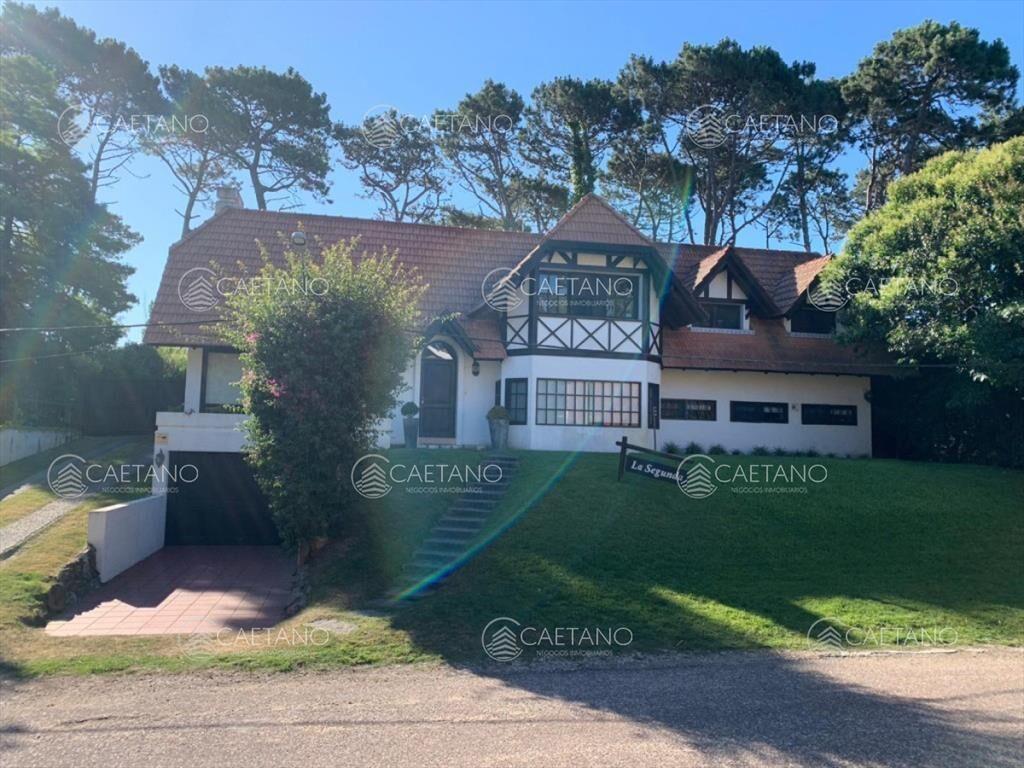 Venta y alquiler temporario casa de 4 Punta del