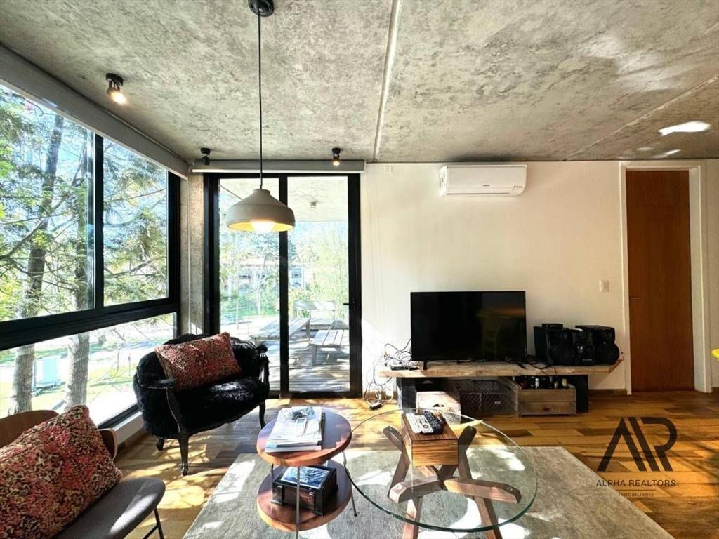 Venta De Moderno Apartamento 2 Dormitorios En Be House, ...