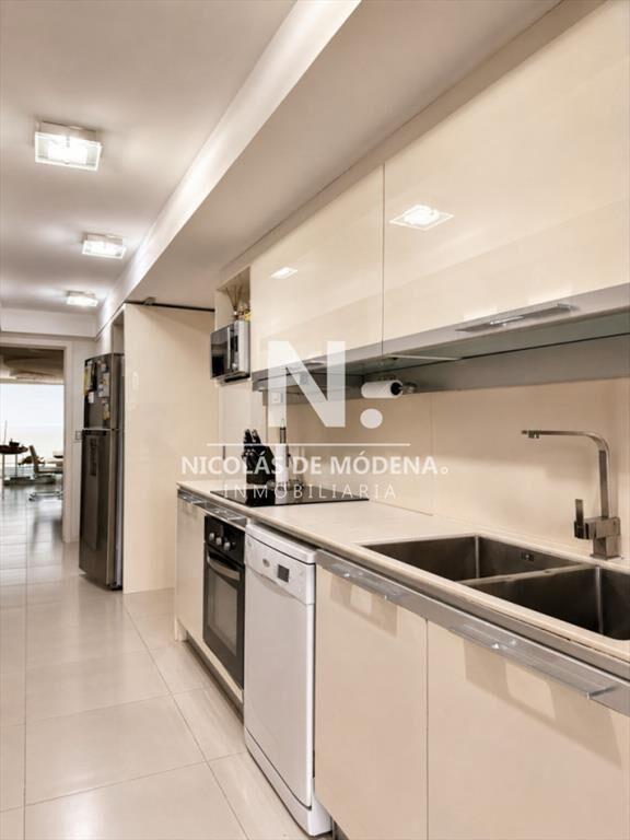 En venta comodo departamento de 3 Dormitorios en Mansa Punt