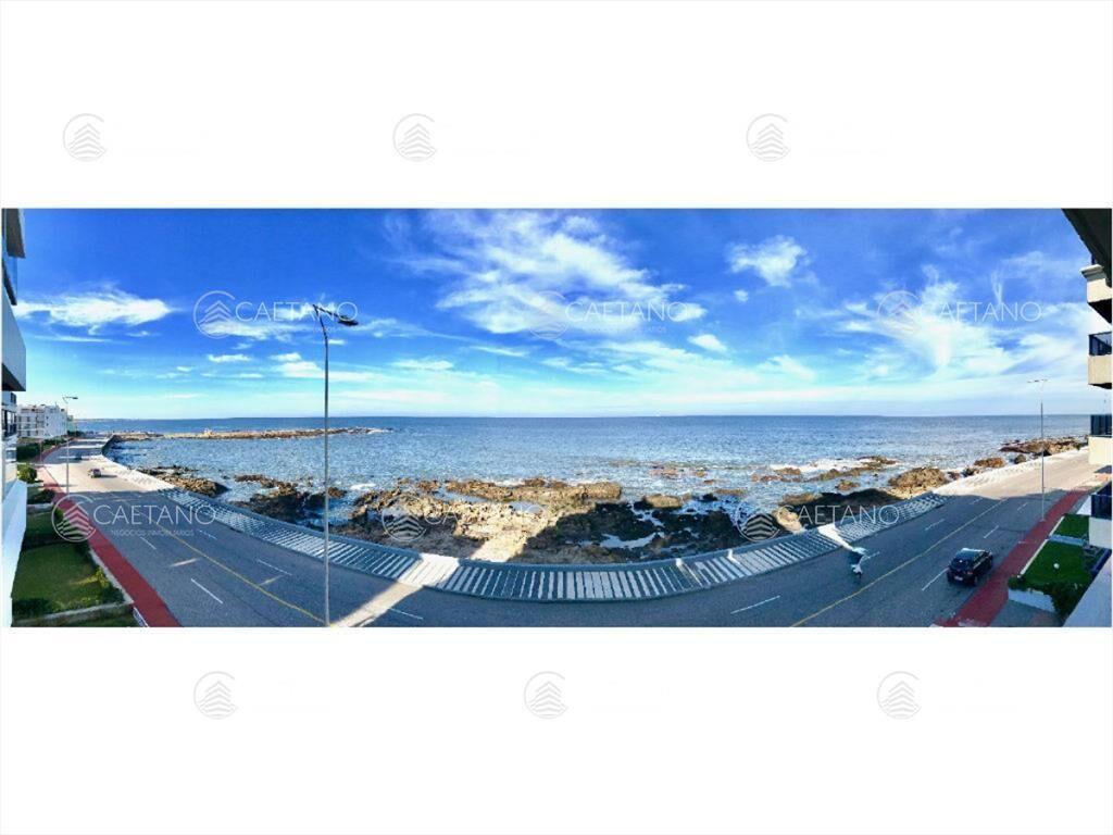 Venta apartamento 3 dormitorios península Punta