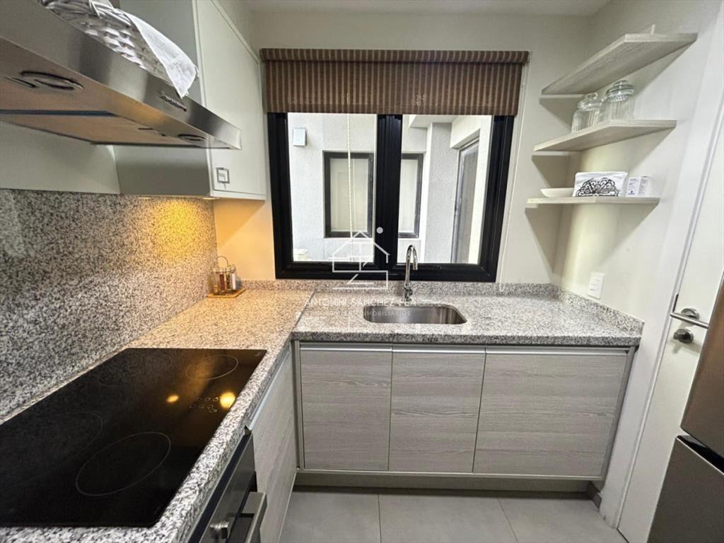Alquiler apartamento dos dormitorios Punta del