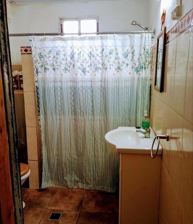 Venta casa en Aiguá, Maldonado, 2 dormitorios con terreno.