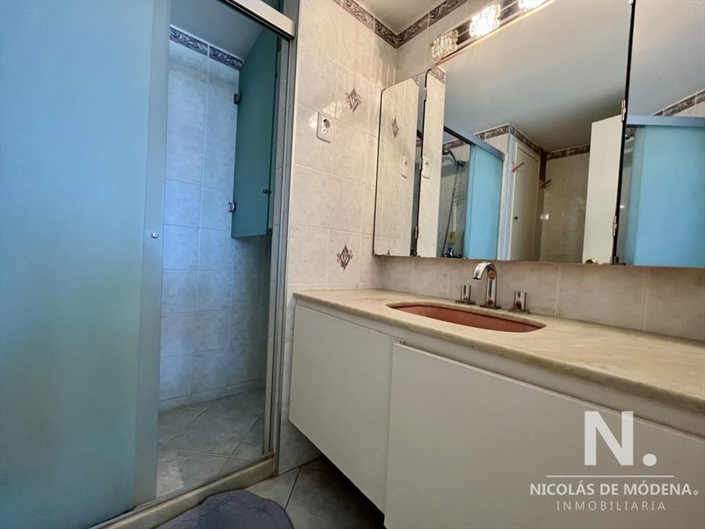 Venta Departamento - 3 dormitorios 2 baños - Peninsula