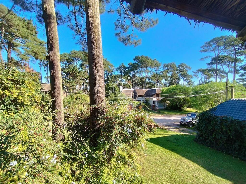 Casa en alquiler con piscina en Pinares