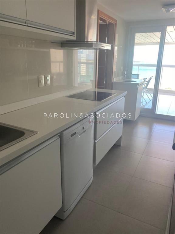 Apartamento de 3 dormitorios en venta en Miami