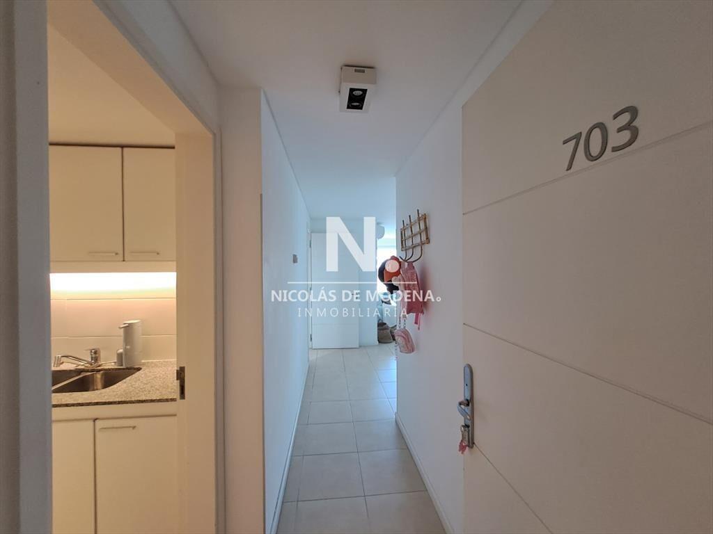 Vende departamento de 3 dormitorios y excelentes