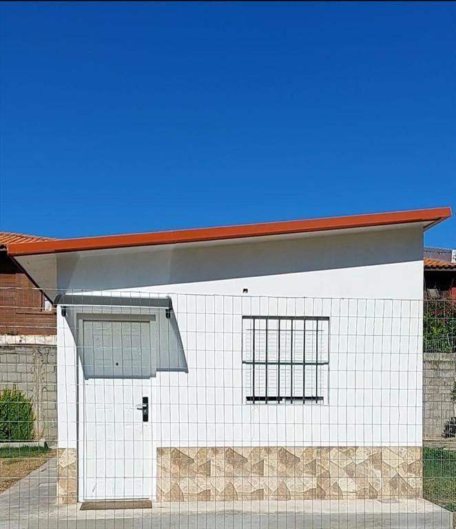 Alquiler Casa 1 dormitorio con jardín y entrada para vehícu