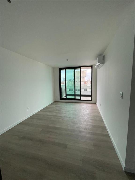 Venta Apartamento Penthouse 1 dormitorio y balcón con vista