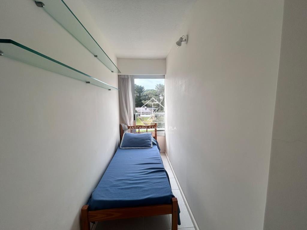 APARTAMENTO DE 3 DORMITORIOS EN VENTA CON VISTA
