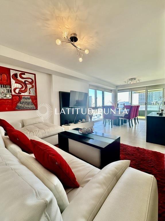Apartamento en Mansa, 2 dormitorios y medio