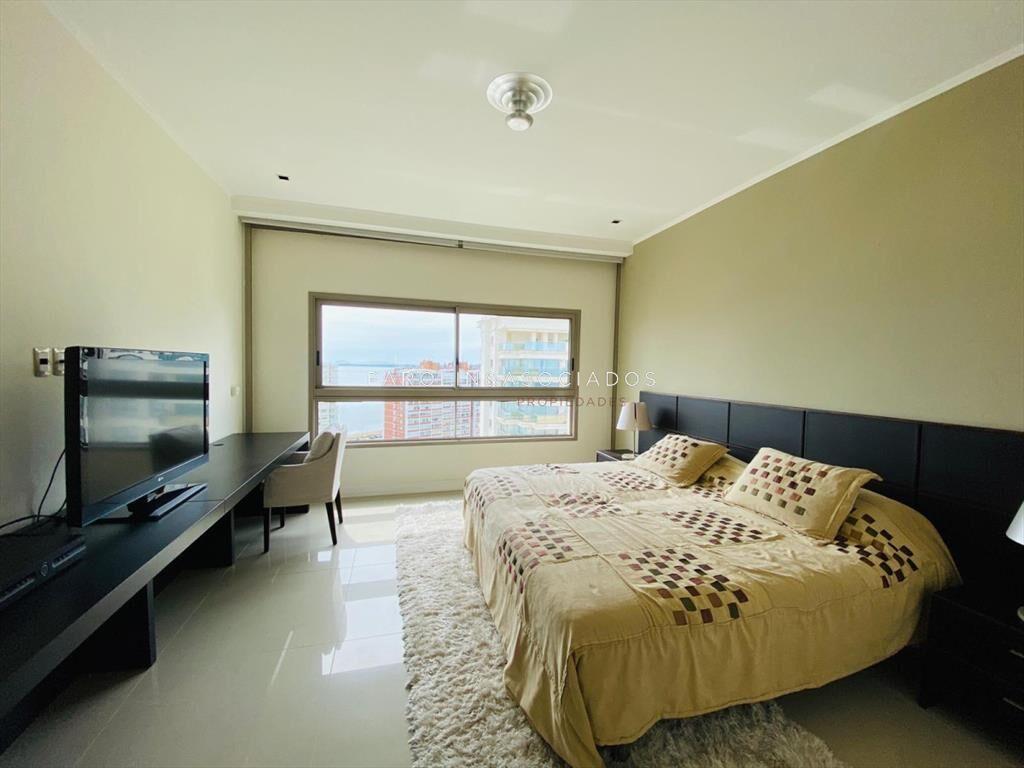 Penthouse en venta en Torre Imperiale II, Punta
