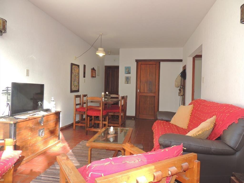 VENTA APARTAMENTO 2 DORMITORIOS RECICLADO
