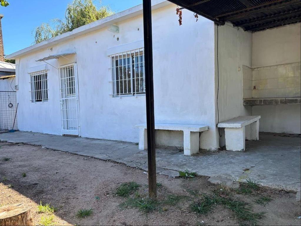 *** ALQUILADO *** CASI RAMBLA 1 dormitorio Alquiler Casa S