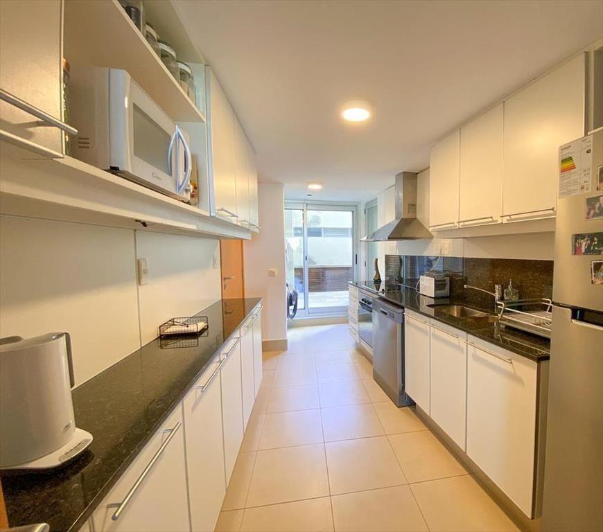 Alquilo apartamento 3 dormitorios Punta del Este Península