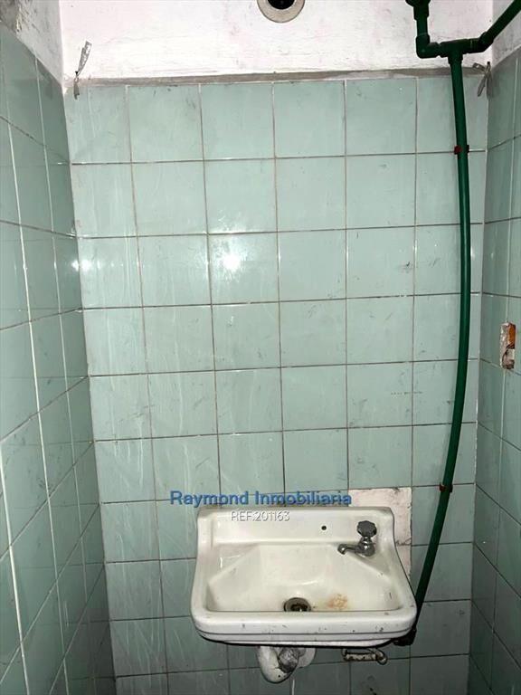 Venta local de 158m2 con renta en el mejor punto
