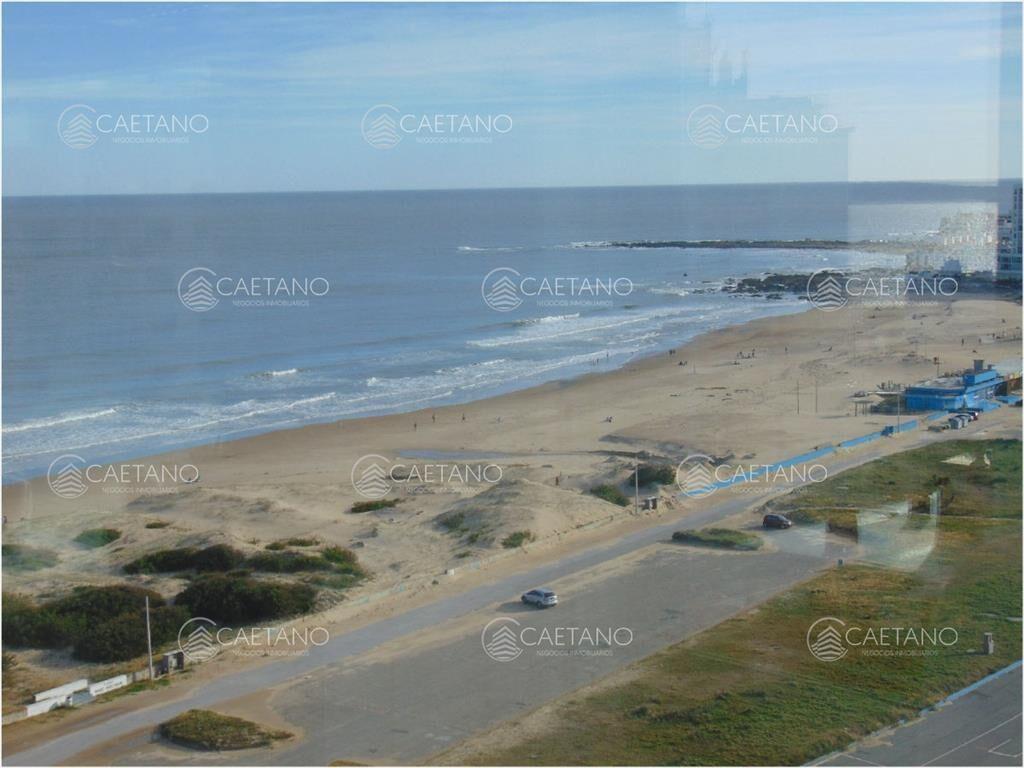 apartamento en alquiler en primera linea