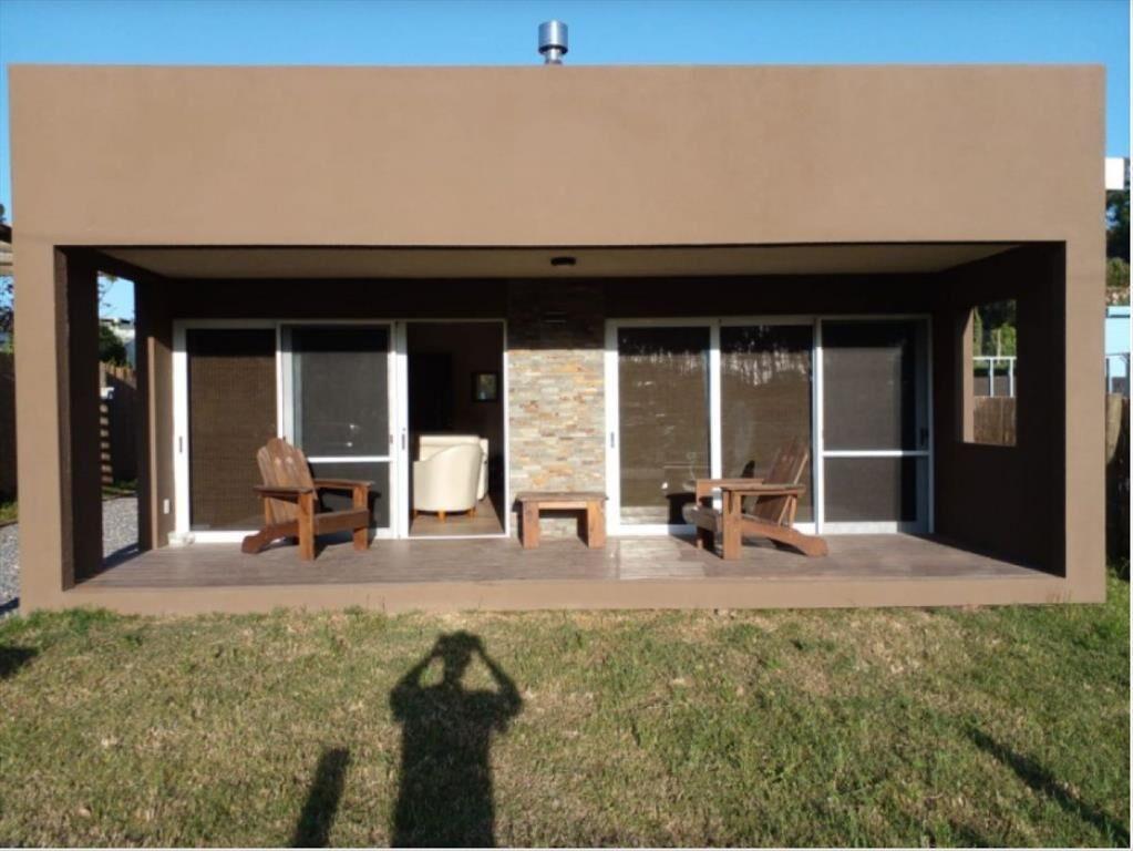 Venta de Casa 3 DORMITORIOS en LA BARRA.