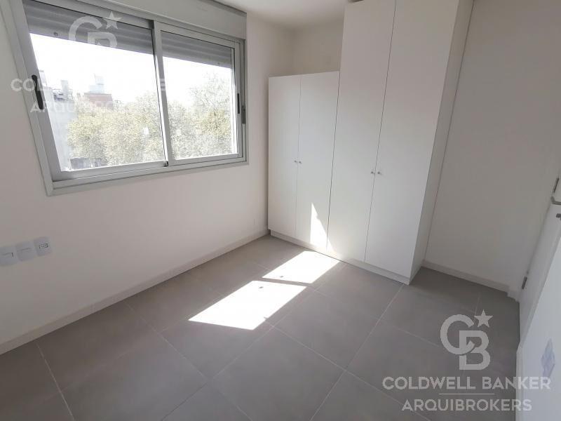 Apartamento de 2 dormitorios en venta en Cordón con renta
